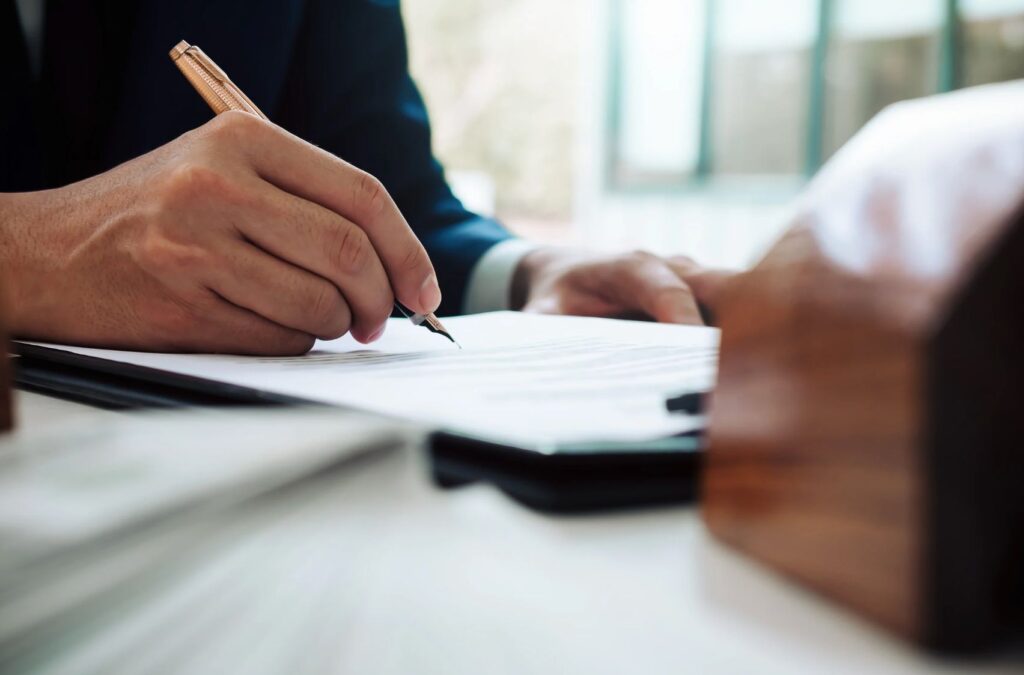 contrato para fusión o división de empresas